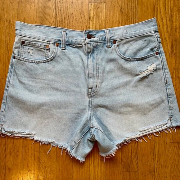 Madewell Relaxed Mid-Length Denim Shorts | Size 29 - Picture 4 of 11